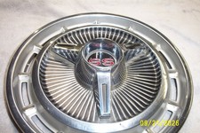 Vintage 1965 - 1967 Chevrolet Ss Hubcap Impala Nova Vintage 1965 - 1967 Chevrolet Ss Hubcap Impala Nova