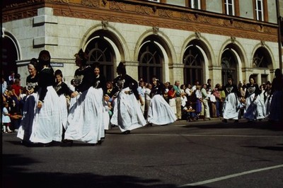 c1970's 35mm Slide Munich Maximilianeum German Folk Dancers Parade Germany Crowd