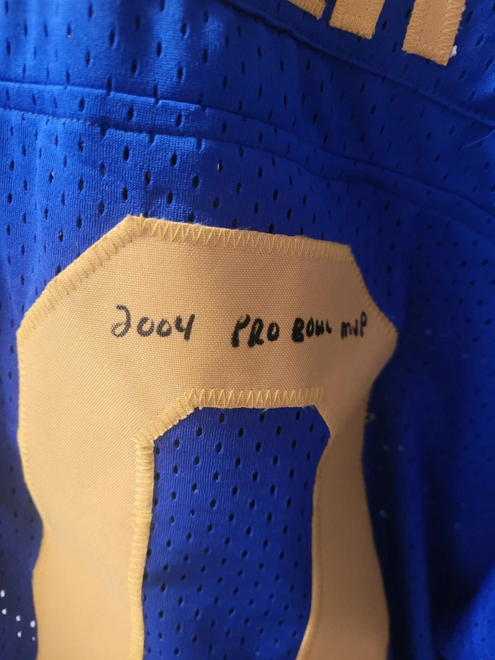 Camiseta deportiva autografiada/firmada de los St. Louis Rams Marc Bulger 10 retro. CERT. Foto 3 de 4