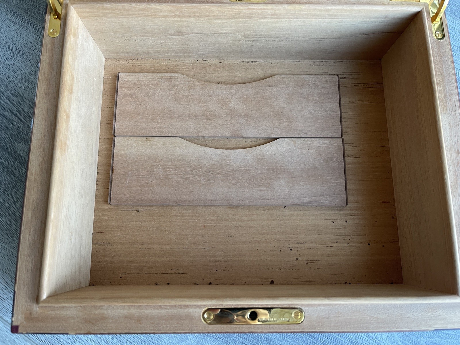 Elie Bleu La Flor de Alba 75-Cigar Humidor