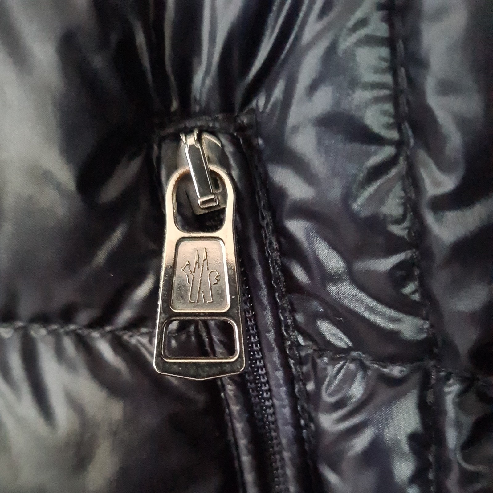 MONCLER MENS NAVY ACORUS PUFFER JACKET SIZE 4 image 4