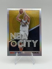 2019-20 Panini NBA Hoops Premium Stock - Nba City Nikola Jokić #18 Holo
