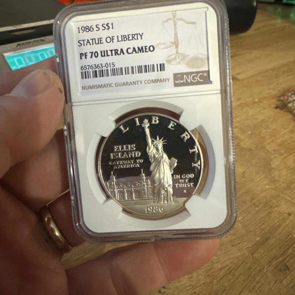 Statue of Liberty Silver Dollar Coin NGC PF70 Ultra Cameo USA Bullion 1986-S - Image 3 of 4