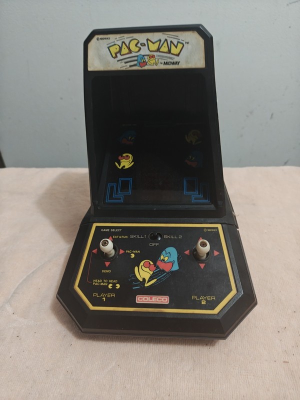 Vintage 1981 Midway Coleco Mini Arcade Pac-Man Video Game Tabletop Works. Retro