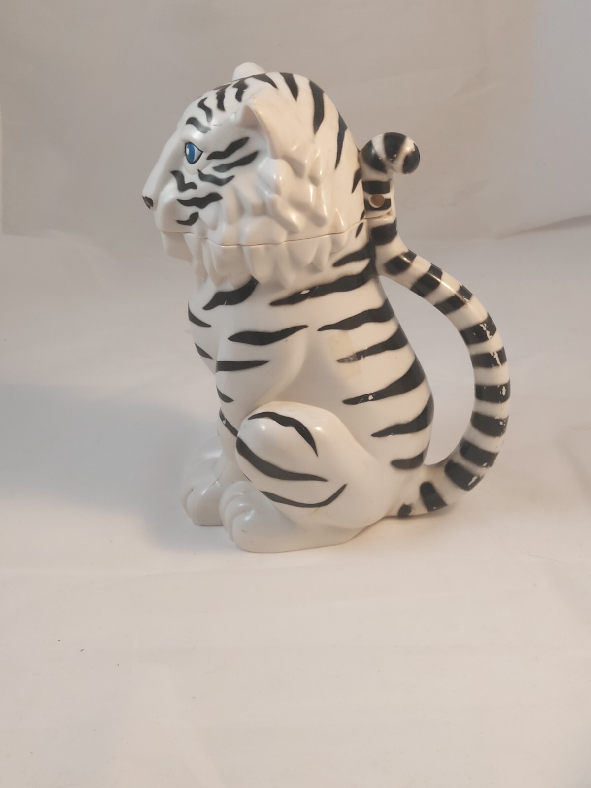 Ringling Bros Barnum & Bailey Circus WHITE TIGER Lidded Stein Mug Cup 2 set