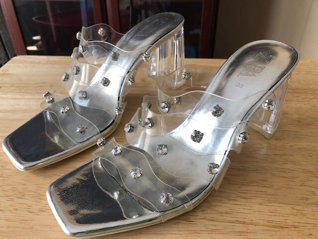 Chaussures Zara Bleu Marine - Pointure UK 5 (EUR 38), Occasion (état à Vérifier)