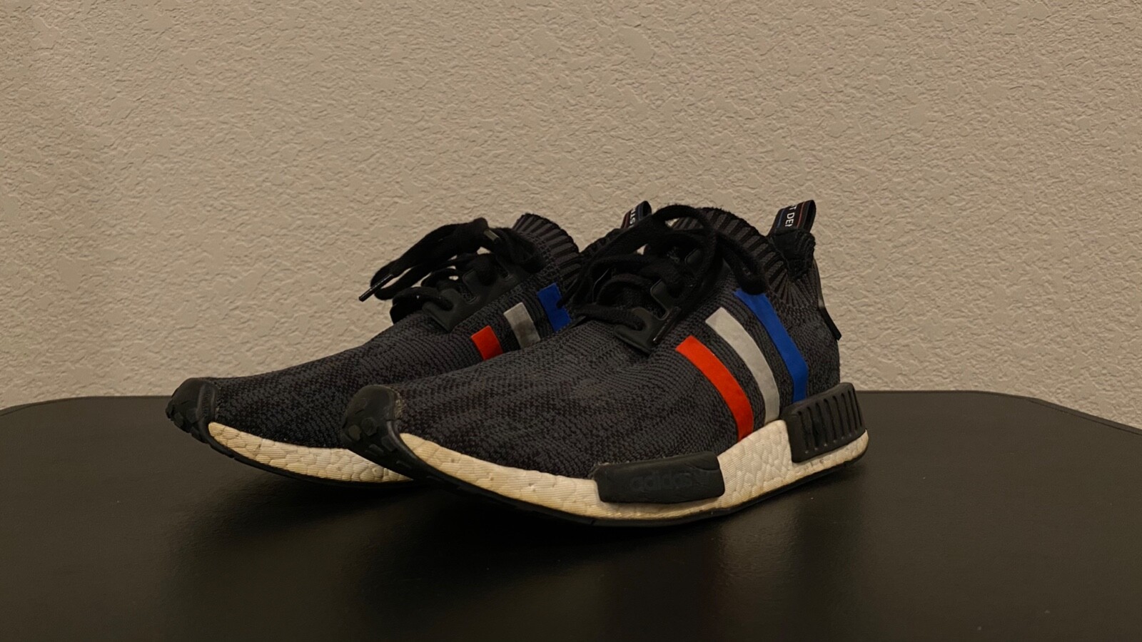 adidas nmd r1 tri color stripes black