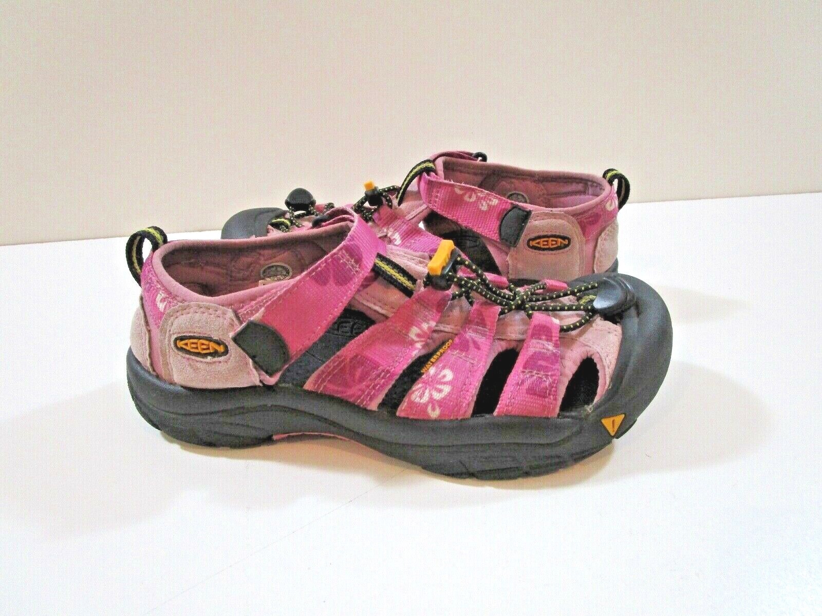 Sandali da trekking Keen Newport H2 impermeabili comodi rosa floreale donna taglia US 4