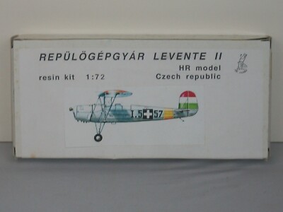 HR Model 1/72 Scale Repulogepgyar Levente II