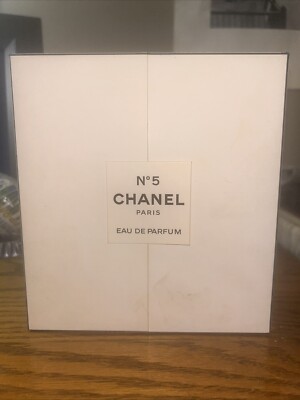 専用ページ　シャネル　店頭用ディスプレイオブジェ　シャネル N°5 Chanel No. 5 Holiday Collectors edition display Decoration | eBay