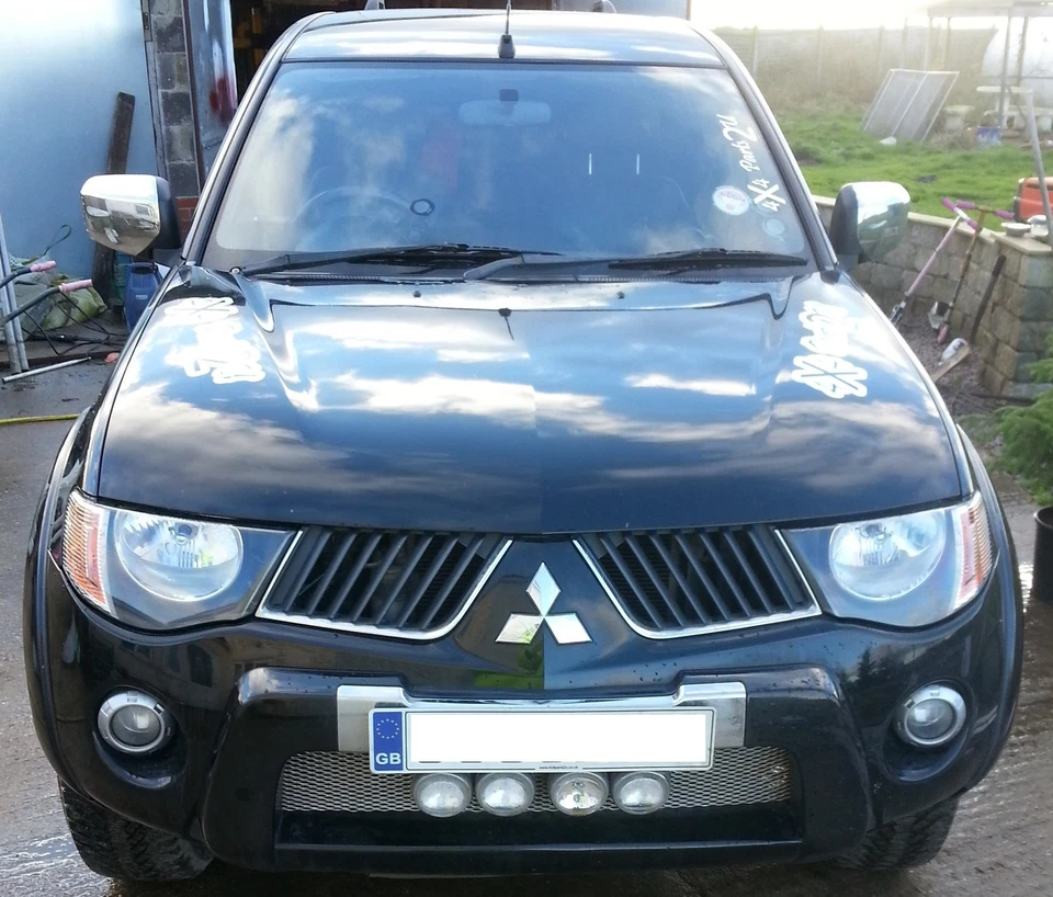 MITSUBISHI L200 2.5 B40 DiD 06 on NEW OE REAR FOG LAMP ASSY BUMPER MOUNTED - Image 4 of 4