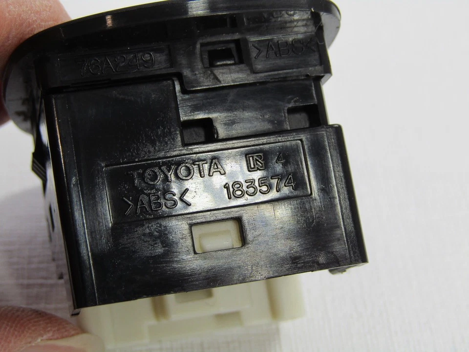 Interruptor de control del espejo retrovisor lateral de puerta Toyota Sequoia 2001-2007 no plegable Foto 3 de 4
