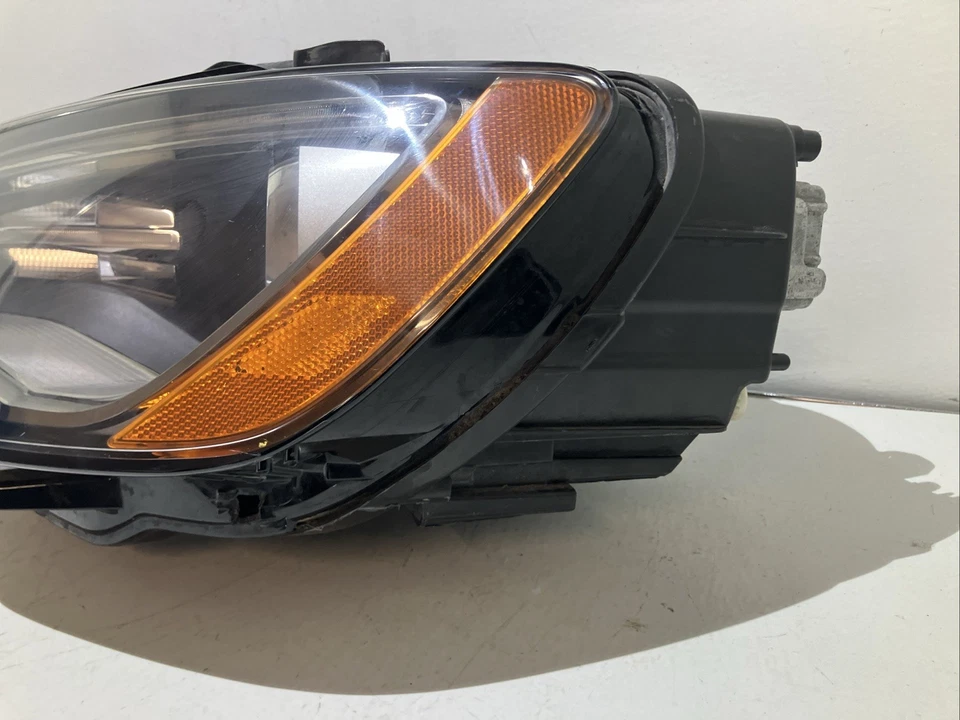 Faro xenón lateral izquierdo conductor Audi A3 S3 2014 2015 2016 OEM 1571 Foto 4 de 4