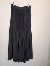 VTG Compagnie Internationale Express Women s Black Pleated Maxi Skirt, Size S