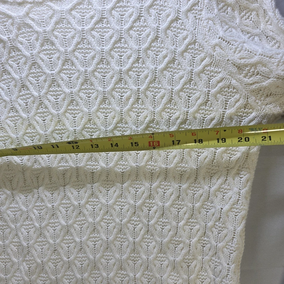 Suéter tejido con cable crema Jeanne Pierre para mujer talla grande Foto 4 de 4