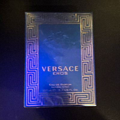 Versace Eros Eau de Parfum Spray 3.4 fl oz Regular Size Fragrance