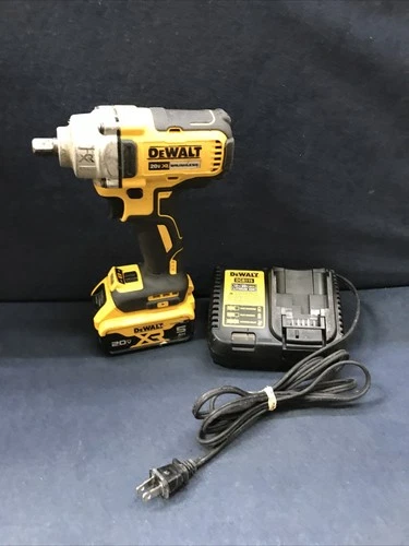 DEWALT 1/2" IMPACT DRIVER MODEL DCF894 W/battery 5AH & charger