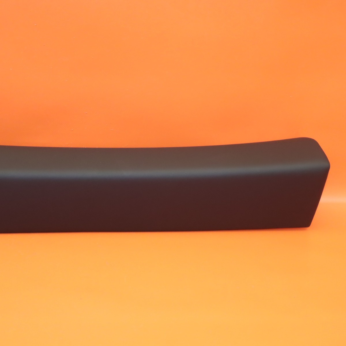 Bentley Bentayga 2016-2020 Left Upper Pillar cover P/N 36A867725D