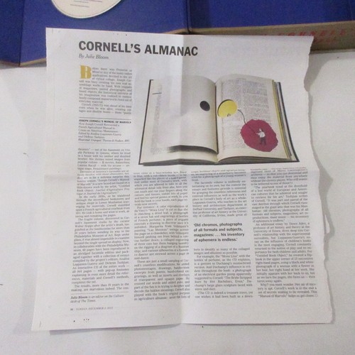 Joseph Cornell Manual of Marvels Vintage Fine Art Interactive Collage Books & CD - Foto 16 di 17