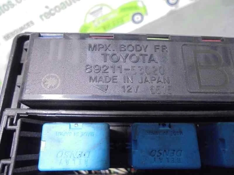 8921153020 boitier pyrotechnique pour LEXUS IS 200 (DS2 IS2) D-CAT 2005 2234245 - Photo 2/4