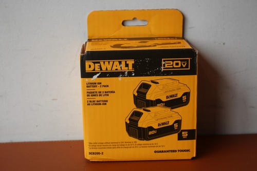 DeWalt 20V 5Ah Lithium-ion Battery - 2 Pack - DCB205-2