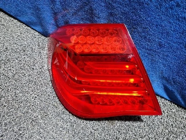 BMW 740Li 2012 luz trasera LED izquierda 7182197 Foto 2 de 4