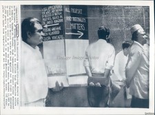 1972 Kampala Uganda British High Commission Emigration Historic Press Photo 8x10