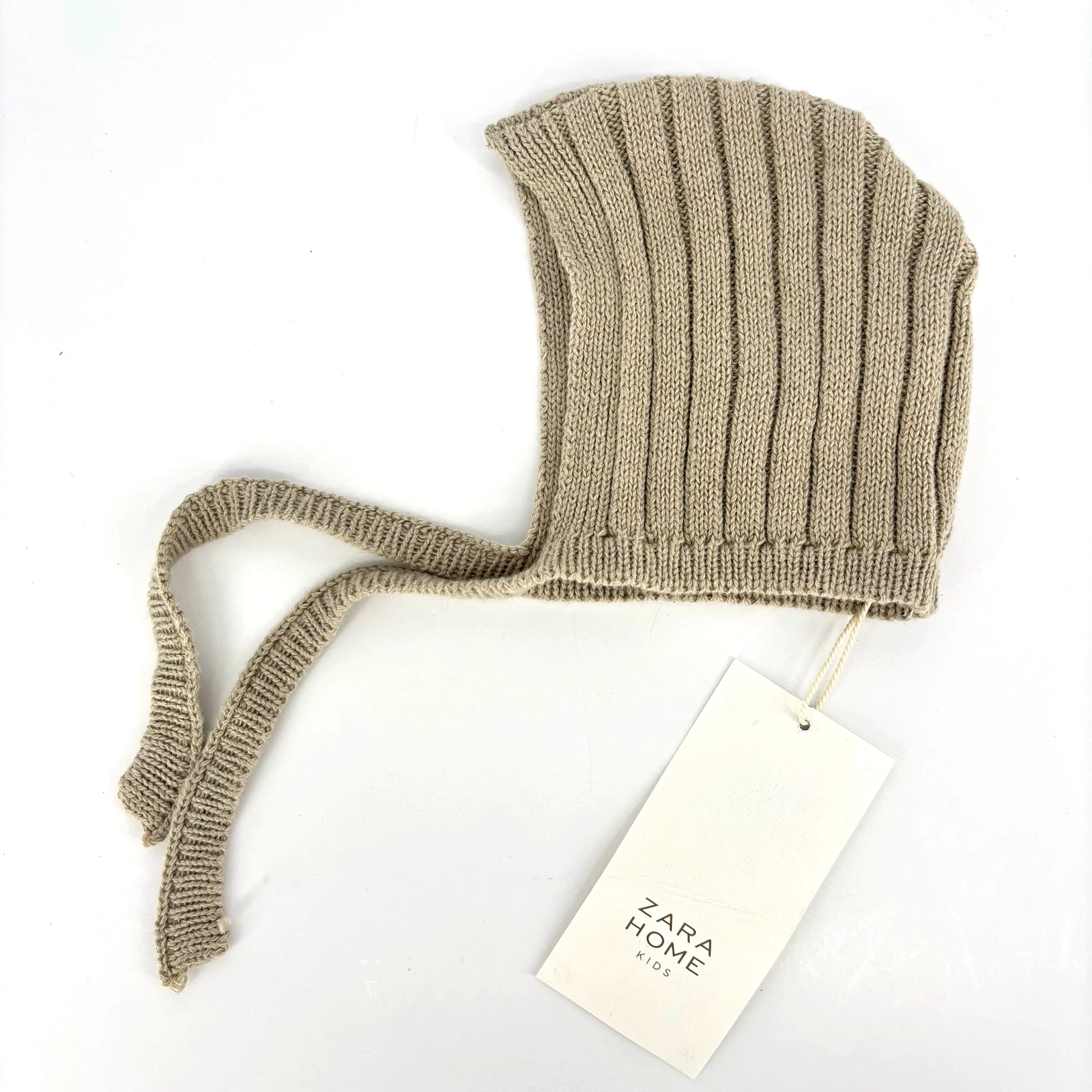 ZARA HOME KIDS Rib Knit Baby Bonnet/Hat With Ties Tan 6-12 Months NWT
Opens in a new window or tab