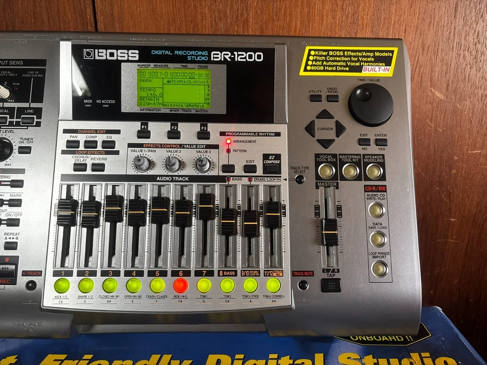 BOSS BR-1200CD 12-track Digital Studio Workstation 80GB HD CDRW w/ box - Image 3 of 4