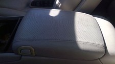 03-06 Cadillac Escalade Center Console Lid Only Oem Arm Rest Fold Down Gray 152 03-06 Cadillac Escalade Center Console Lid Only Oem Arm Rest Fold Down Gray 152