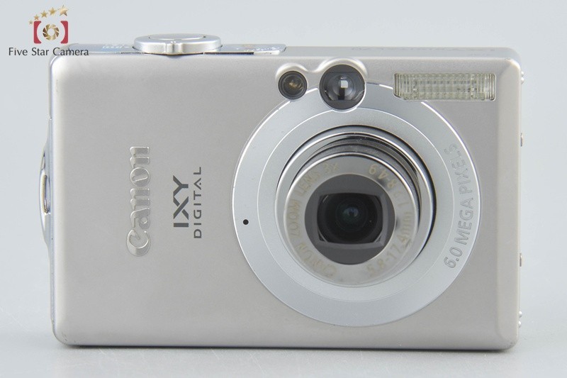 Canon IXY Digital 70 Silver 6.0 MP Digital Camera [Very Good