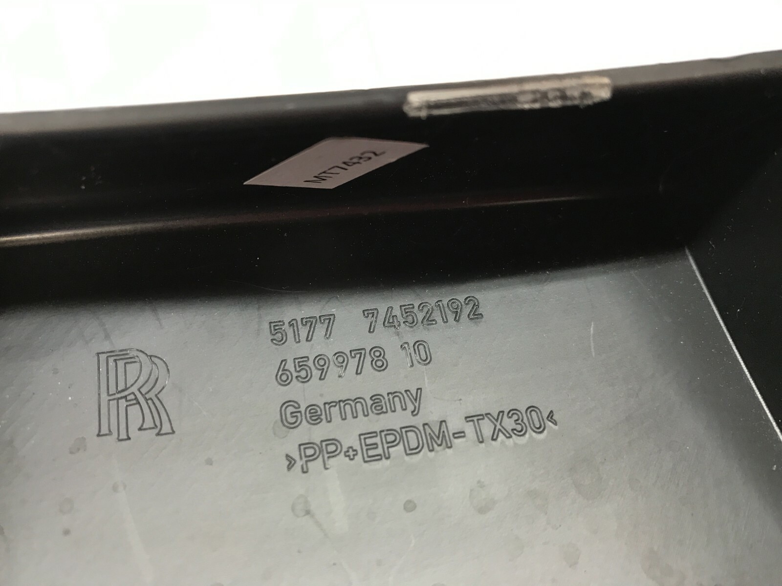 ROLLS ROYCE CULLINAN SIDE SILL FRONT & REAR TRIM PANELS OEM 51777452191