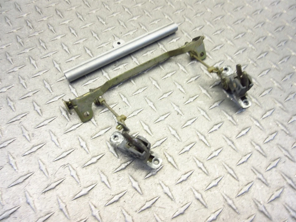 93-06 Kawasaki ZG1000 1998 Concours ajuste asiento ajuste soporte lote Foto 4 de 4