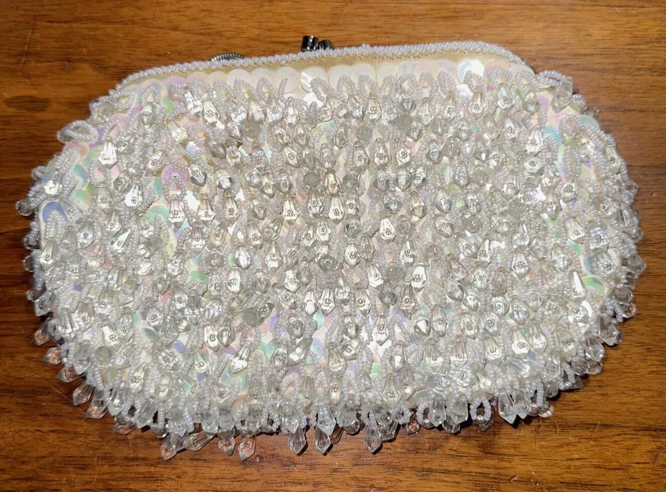 Vintage 1950s White Iridescent Beaded Sequin Evening Bag Purse #655 w/Box - Image 2 of 4