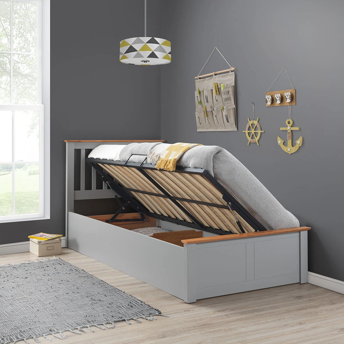 Ottoman with twin bed inside deals