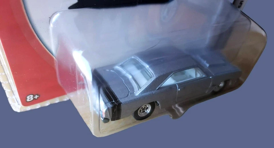 Dodge Dart Silver 2006 Holiday Rods '68 edición limitada 1:64 RRPRF Hot Wheels Foto 4 de 4