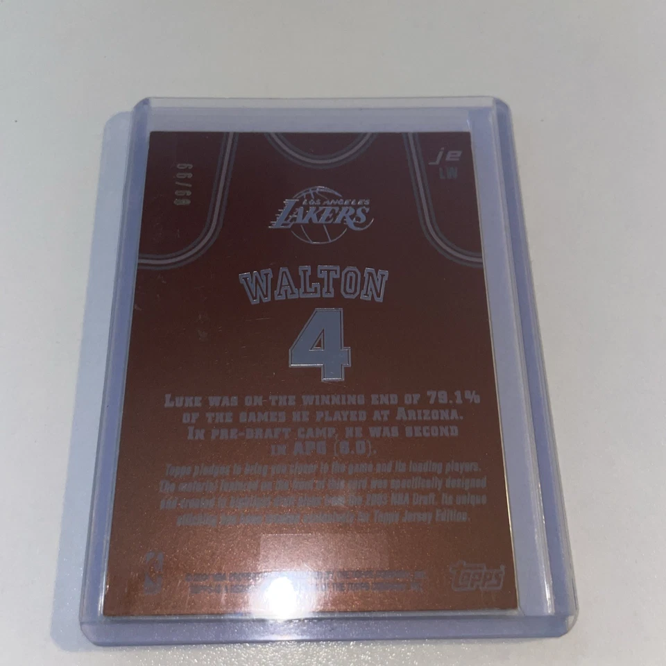 RARA TARJETA DE NOVATO 2003-04 LUKE WALTON LAKERS TOPPS JE NBA DRAFT COSTURAS BGS 8,5 Foto 2 de 2