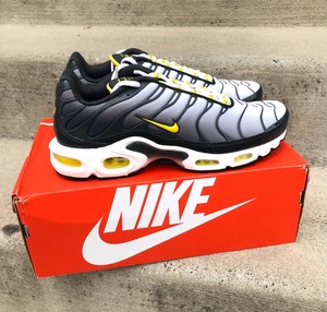 air max plus bumblebee