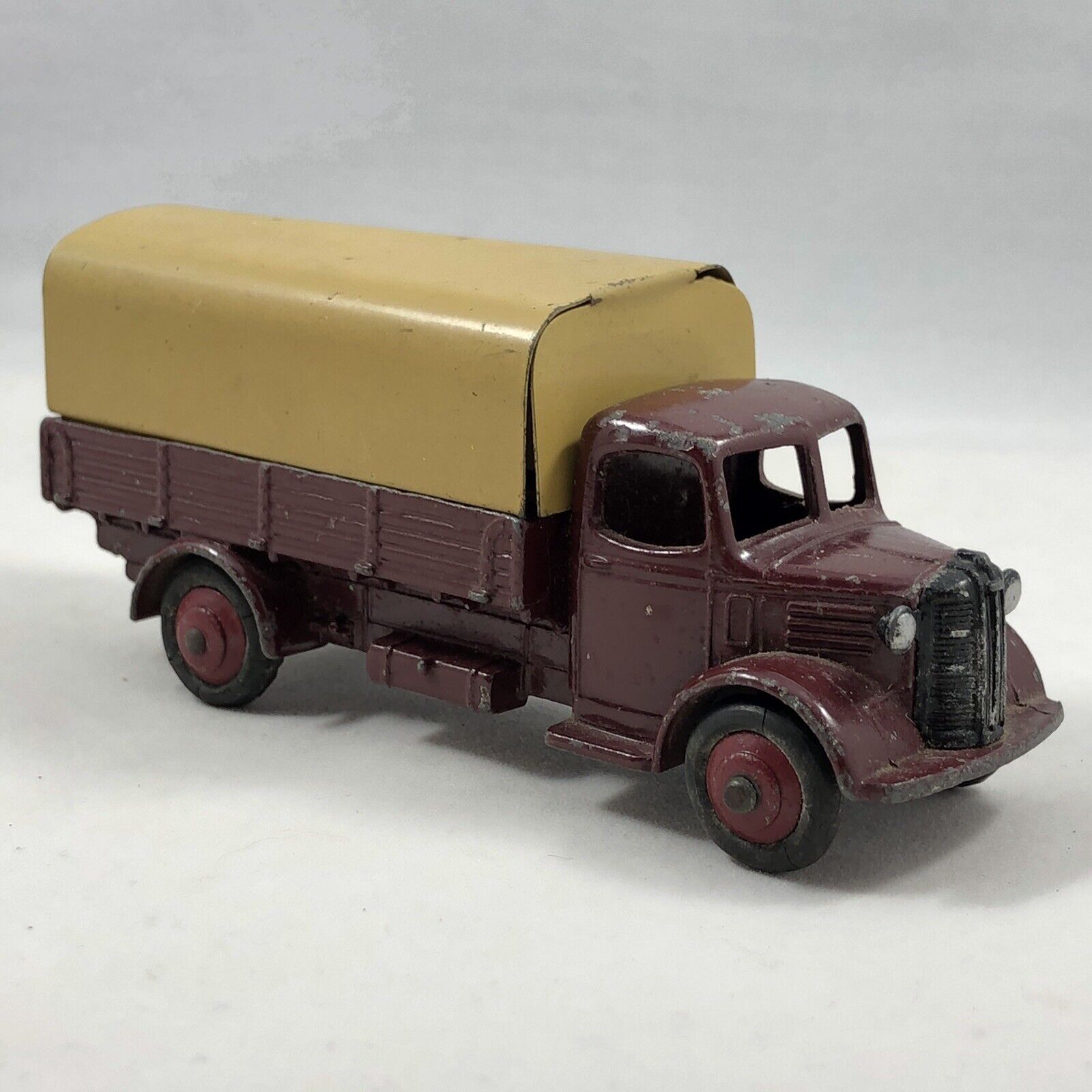 Dinky Toys Austin Covered Wagon England