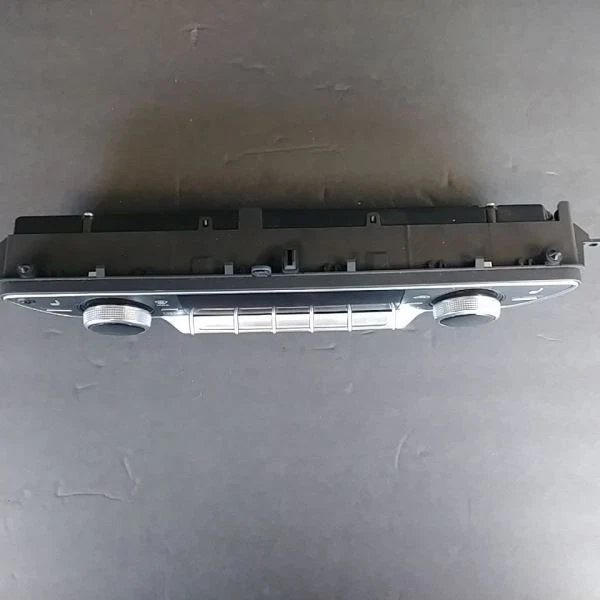 2017 AUDI A4 OEM Temperature Control Opt 9AQ Front ID 8W0820043G Fits 17-19  - Image 2 of 4