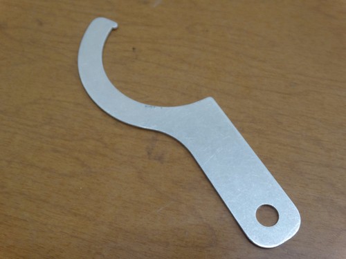Oster Regency Kitchen Center Wrench Ring Replacement Part /4B5 - Picture 2 of 4