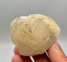 150 g Calcite Twin Crystal from Diamond Mountain, Sharp Form