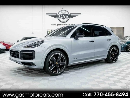 2022 Porsche Cayenne GTS Image 1 of 2