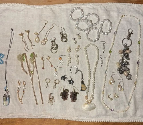 Vintage Jewelry Lot Junk Drawer Natural Pearls And Costume Jewelry Mixed Craft