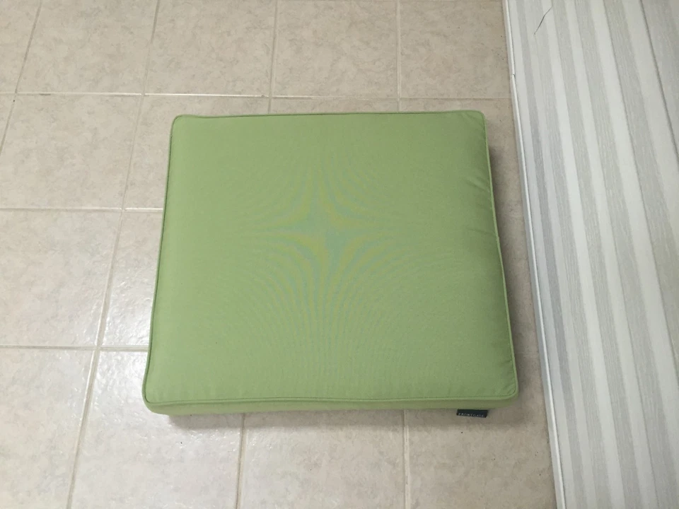 Frontgate Cassara Sunbrella Chair Ottoman Bottom Cushion 25x27 Canvas Peridot  - Image 4 of 4