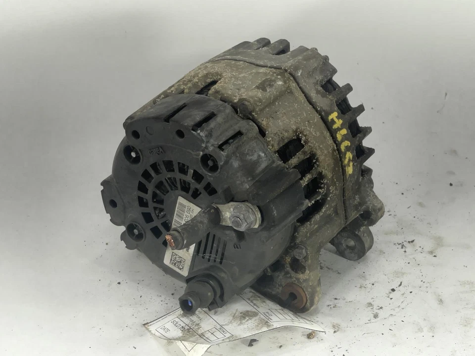 Alternador usado compatible con: Volkswagen Touareg 2014 3,0 L 220 amperios grado A Foto 2 de 4