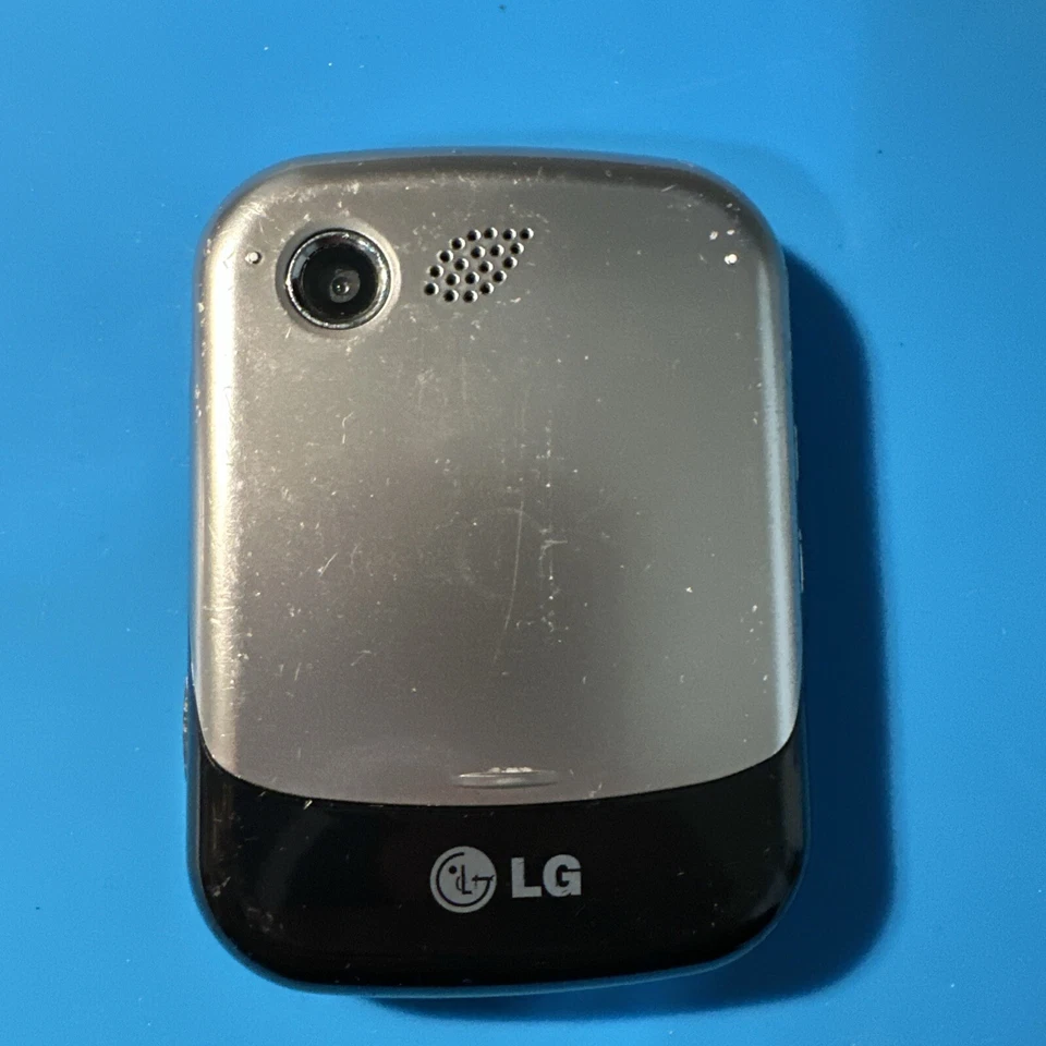 LG Imprint MN240 - Silver and Black ( MetroPCS ) Rare CDMA Slider Phone - Image 3 of 4