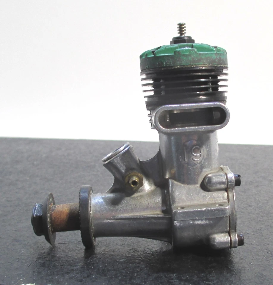 K&B TORPEDO 19 3.27cc Vintage 2 stroke glow engine for model airplanes f/s - Image 4 of 4