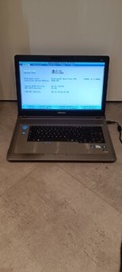 Medion Akoya P8612 17 Zoll - Intel Pentium - Tastatur Defekt - Notebook Laptop