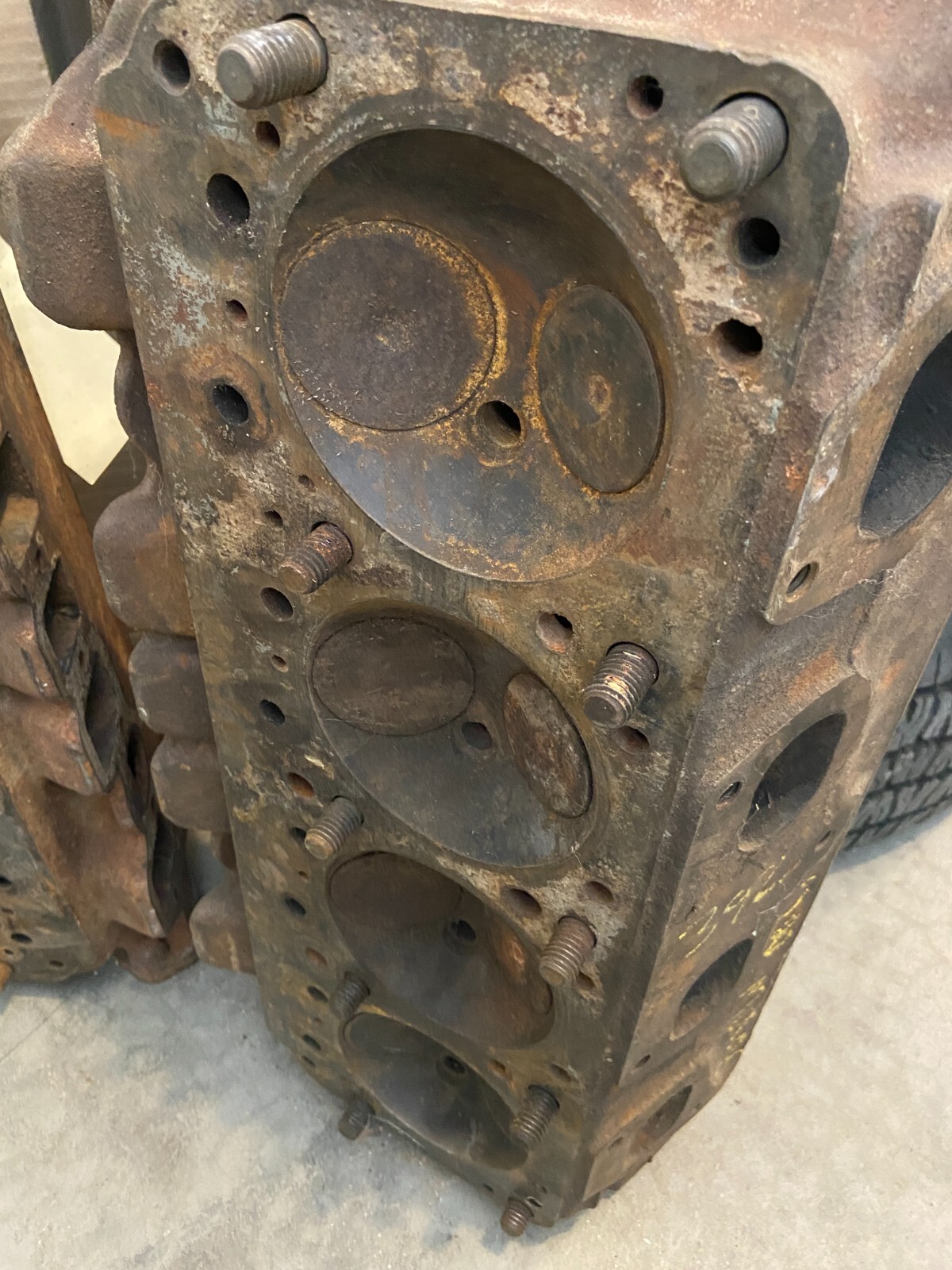 Chrysler 392 Hemi Heads with Rocker Arm Assemblies P/N 1731528 eBay